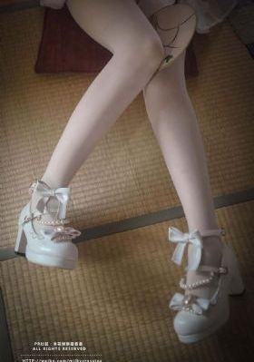 韩剧家门的荣光全集在线观看_十万网红美女美酱